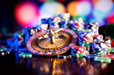 Poker hand rankings chart from high card to royal flush